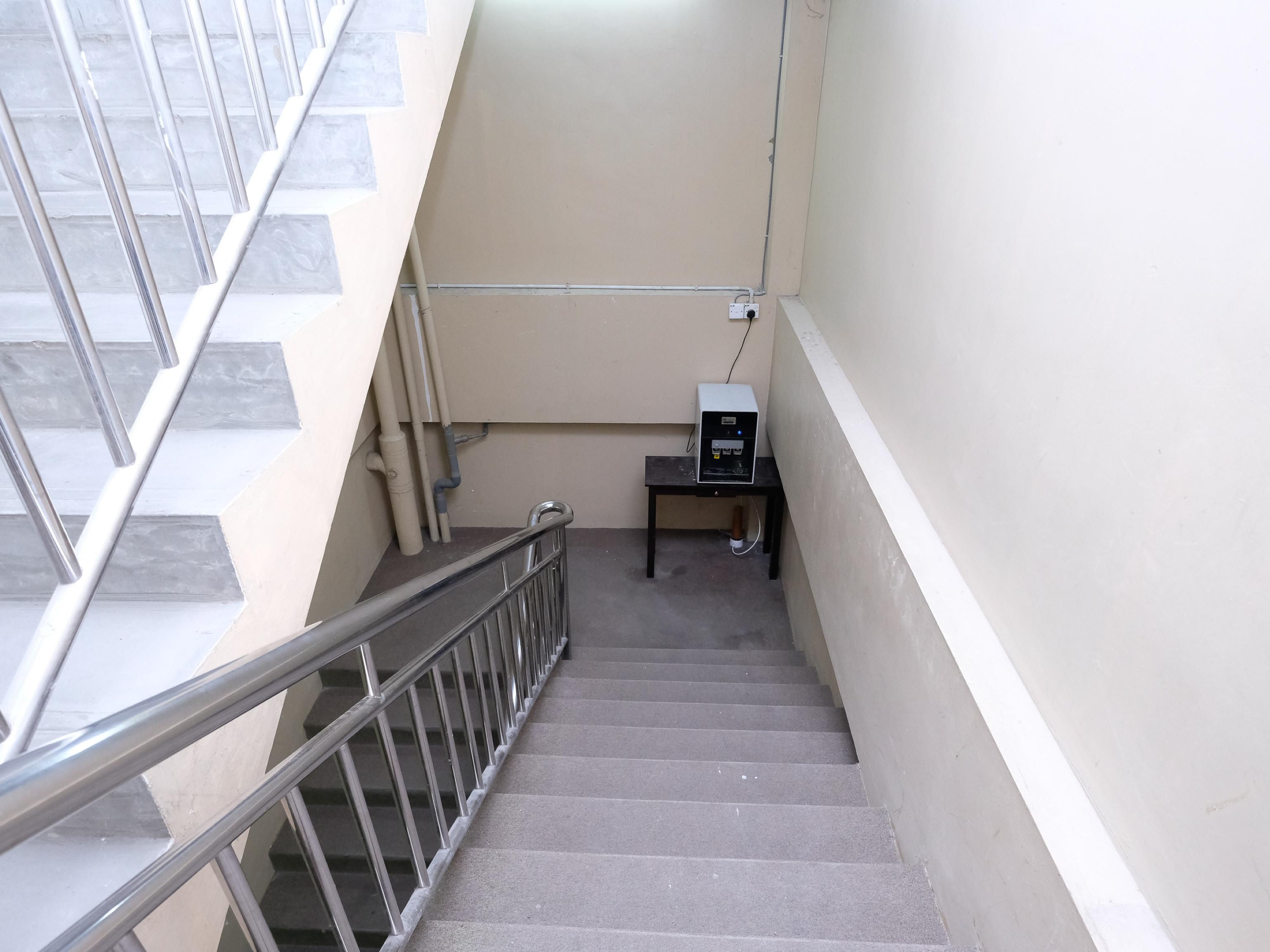Oyo 717 Mr J Hotel Wakaf Che Yeh 2 Екстер'єр фото
