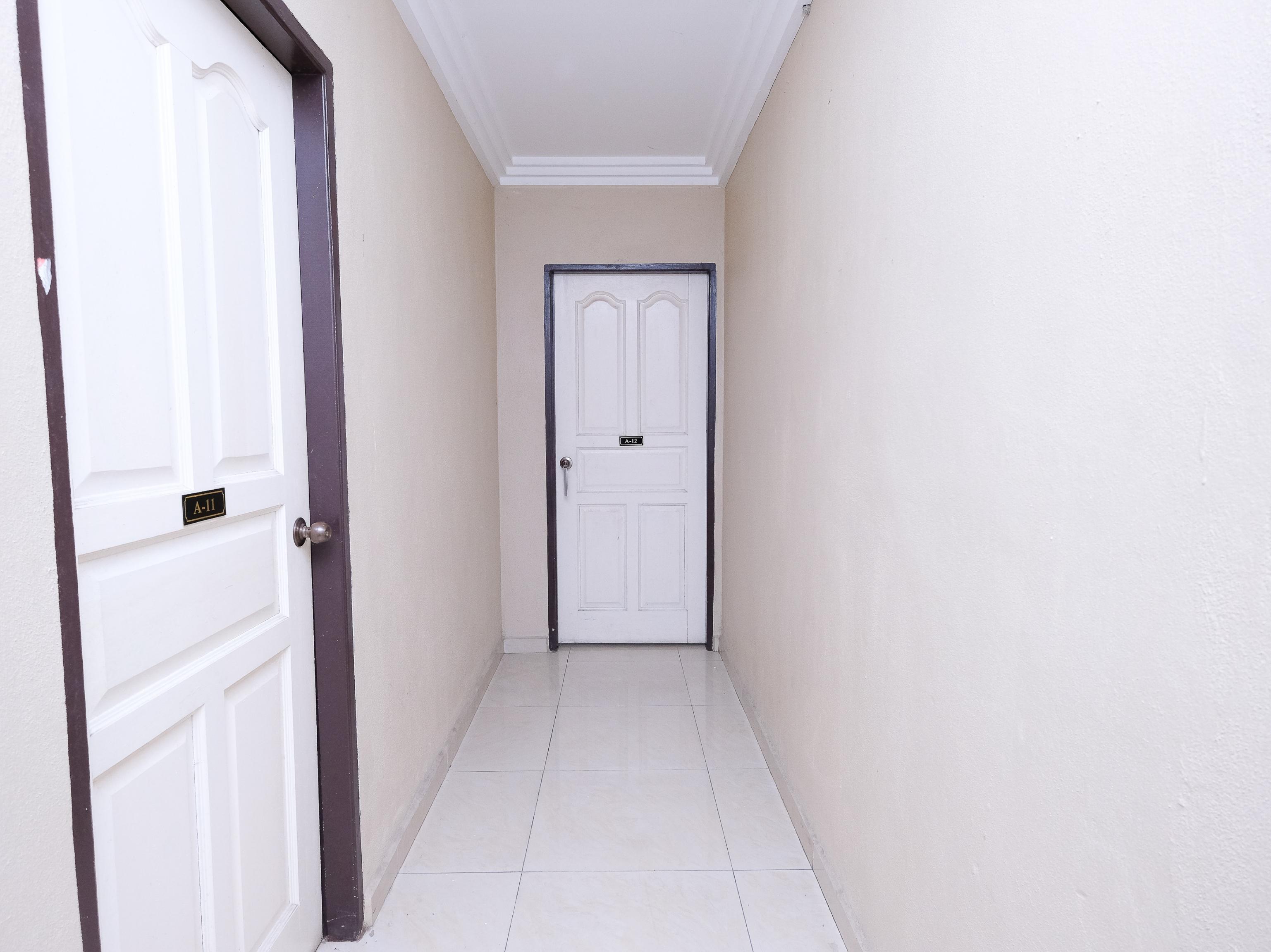 Oyo 717 Mr J Hotel Wakaf Che Yeh 2 Екстер'єр фото