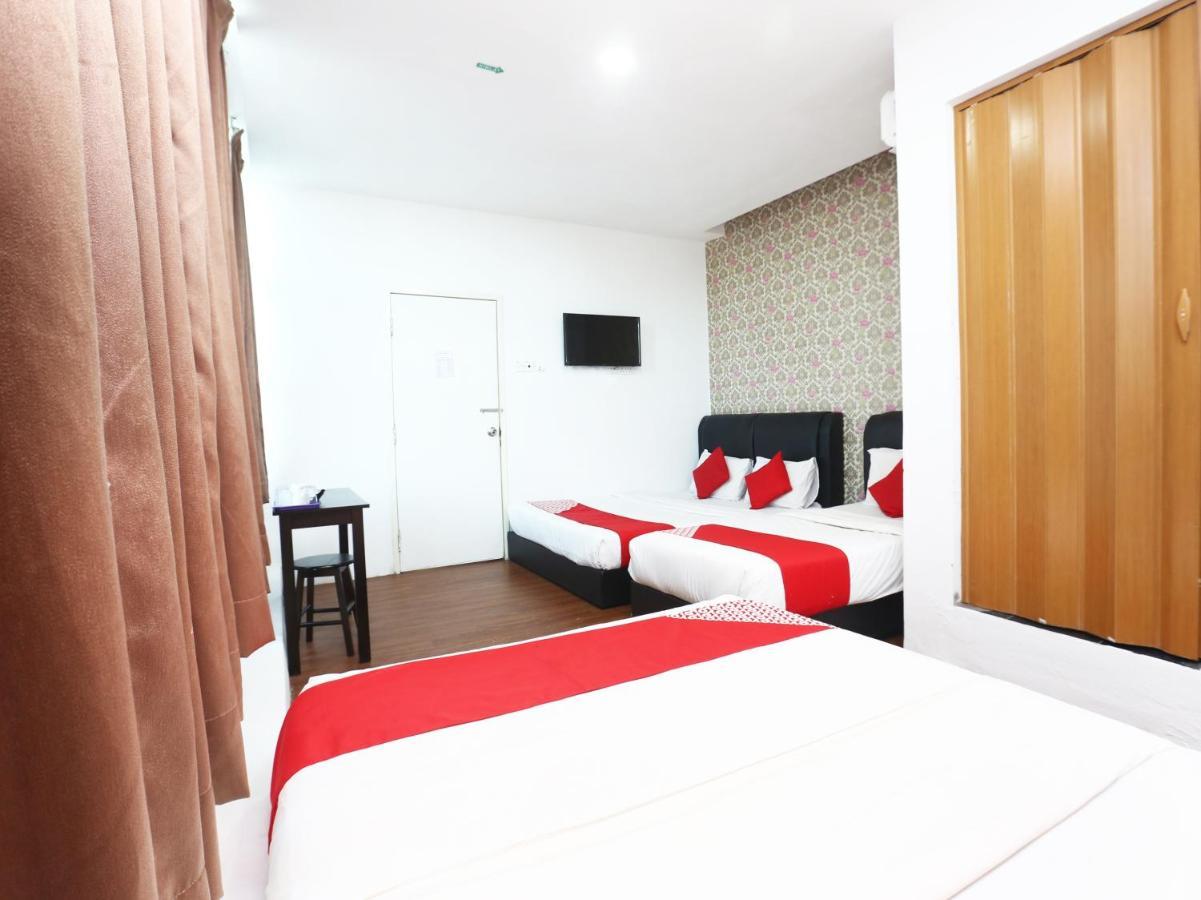 Oyo 717 Mr J Hotel Wakaf Che Yeh 2 Екстер'єр фото
