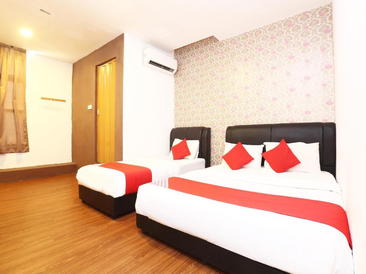 Oyo 717 Mr J Hotel Wakaf Che Yeh 2 Екстер'єр фото