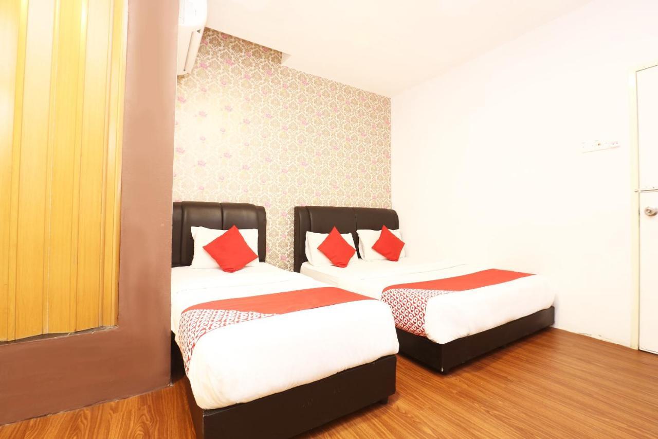 Oyo 717 Mr J Hotel Wakaf Che Yeh 2 Екстер'єр фото