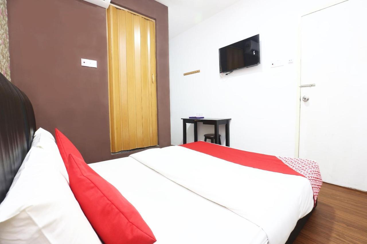 Oyo 717 Mr J Hotel Wakaf Che Yeh 2 Екстер'єр фото