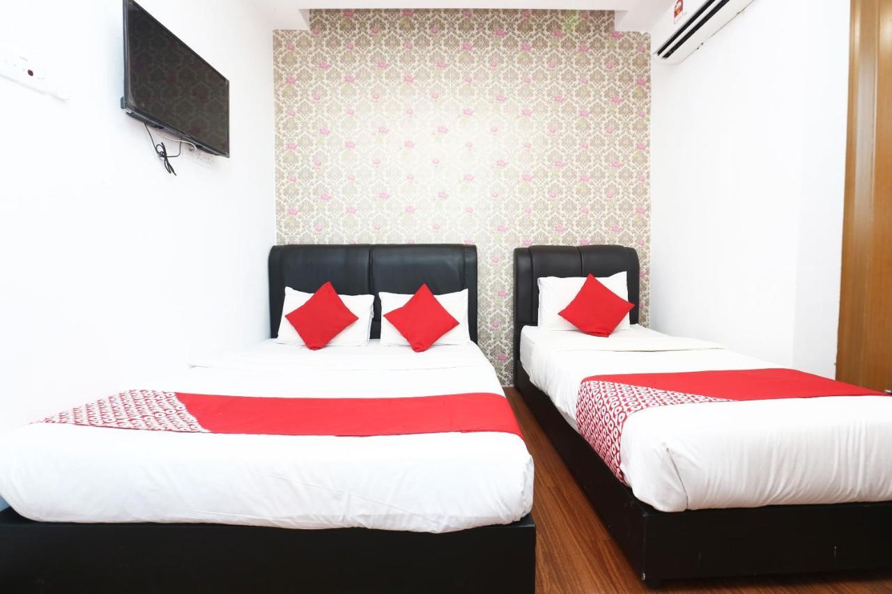 Oyo 717 Mr J Hotel Wakaf Che Yeh 2 Екстер'єр фото