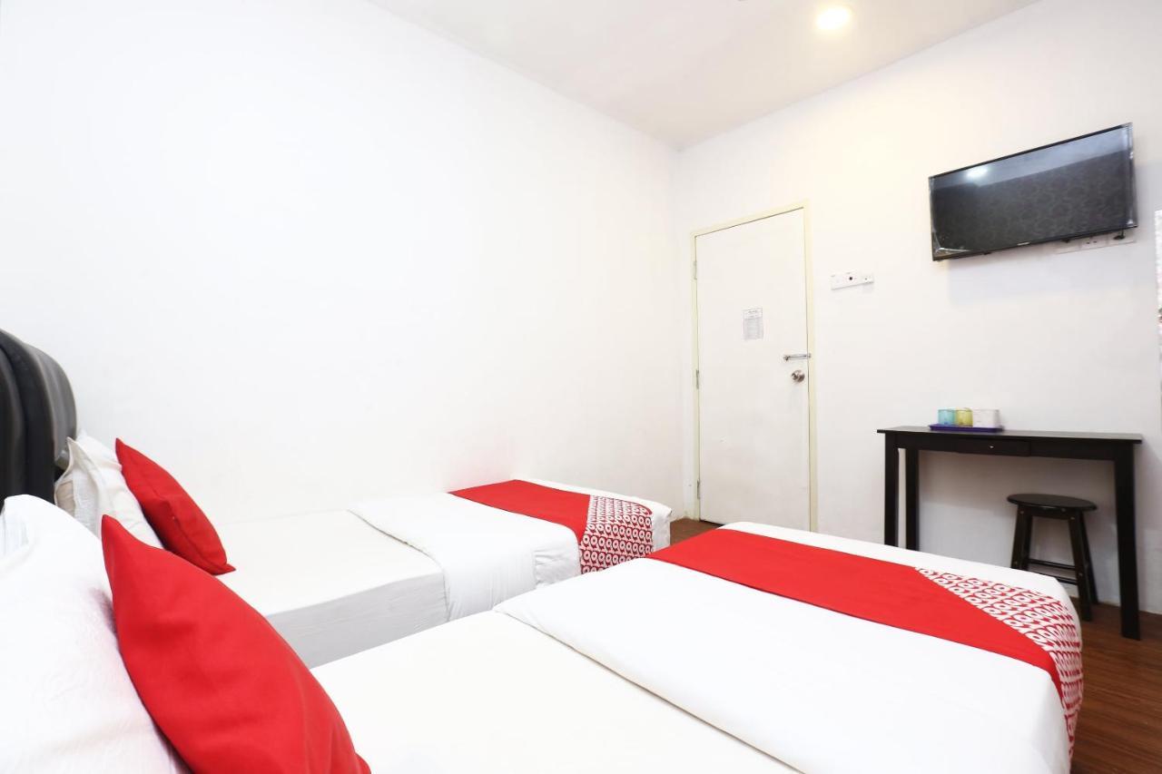 Oyo 717 Mr J Hotel Wakaf Che Yeh 2 Екстер'єр фото