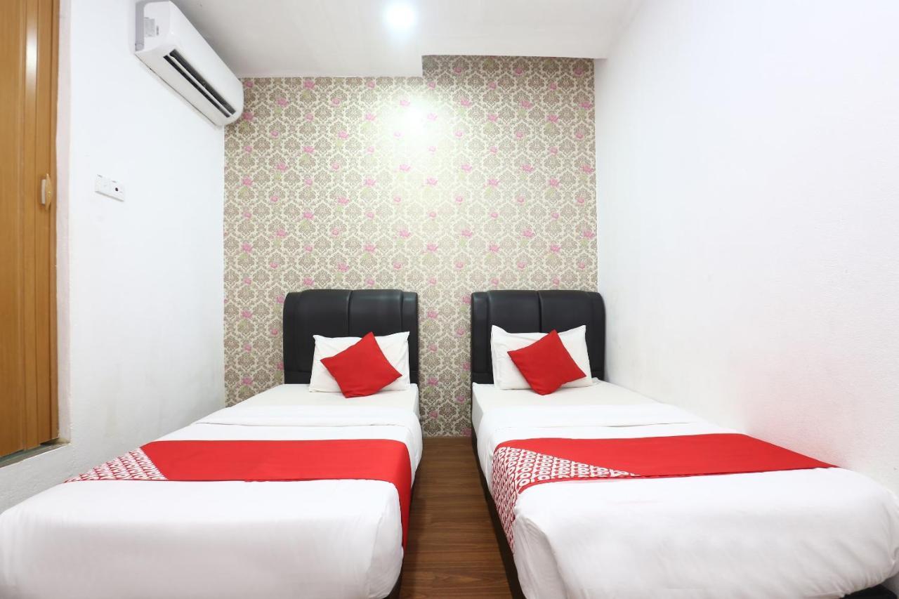 Oyo 717 Mr J Hotel Wakaf Che Yeh 2 Екстер'єр фото