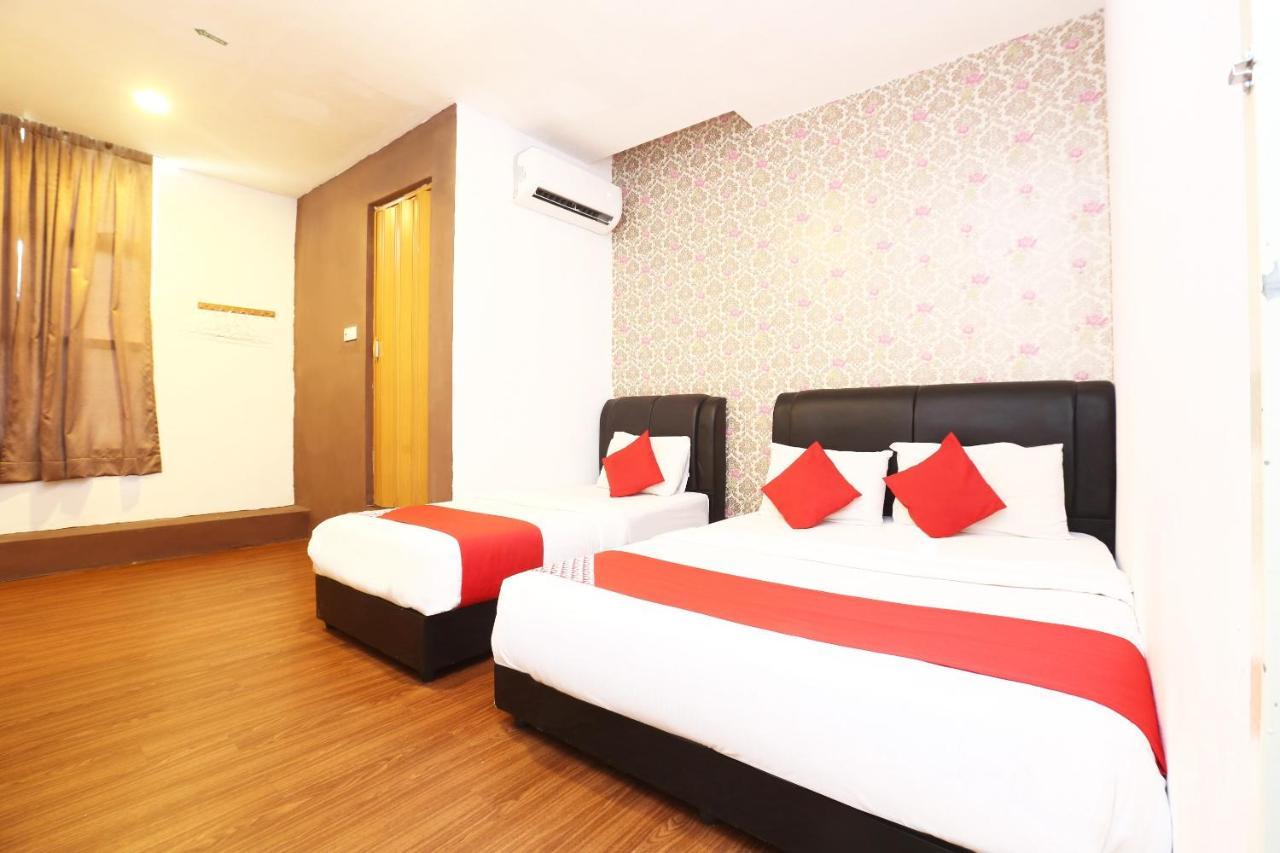 Oyo 717 Mr J Hotel Wakaf Che Yeh 2 Екстер'єр фото